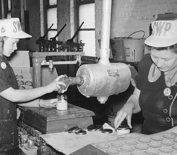 WW II Femail Filler and Cappers