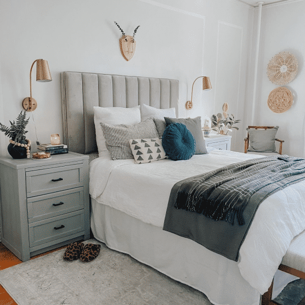 Bedroom painted in Alabaster SW 7008 by @sweet_domicile.