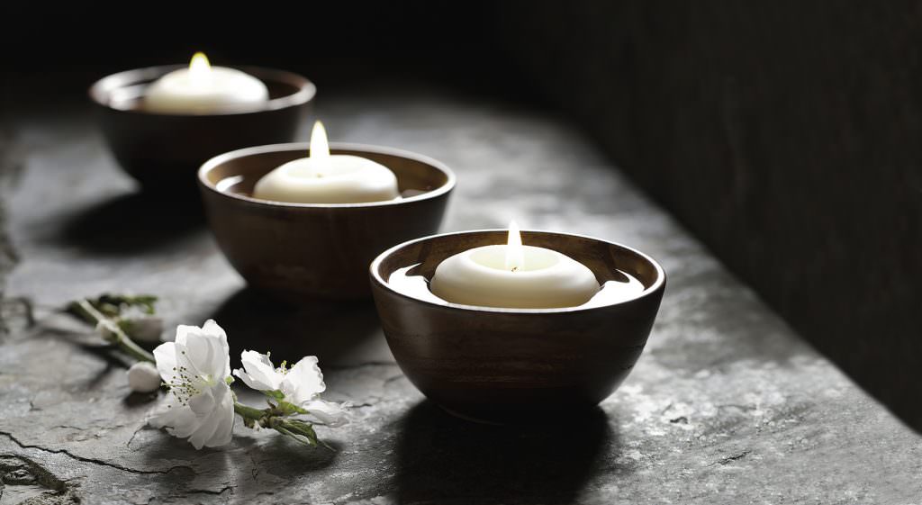 Sherwin Williams 2021 color of the year inspired candles. 
